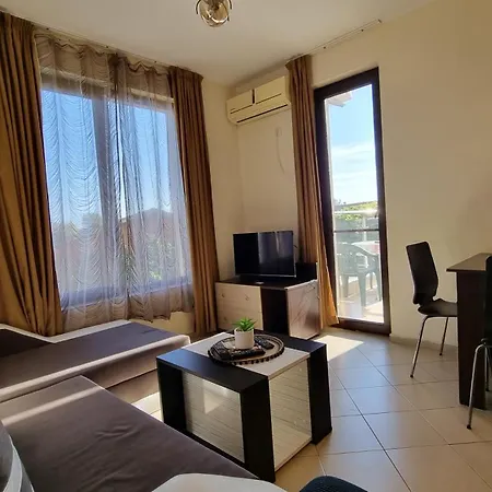 Pool Apartment